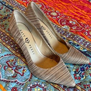 Katy Perry Pointed Toe Cloth Heels